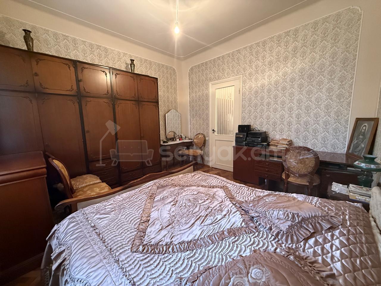 8 Սենյականոց Սեփական Տուն, 280քմ, Կոսմետիկ Վերանորոգված