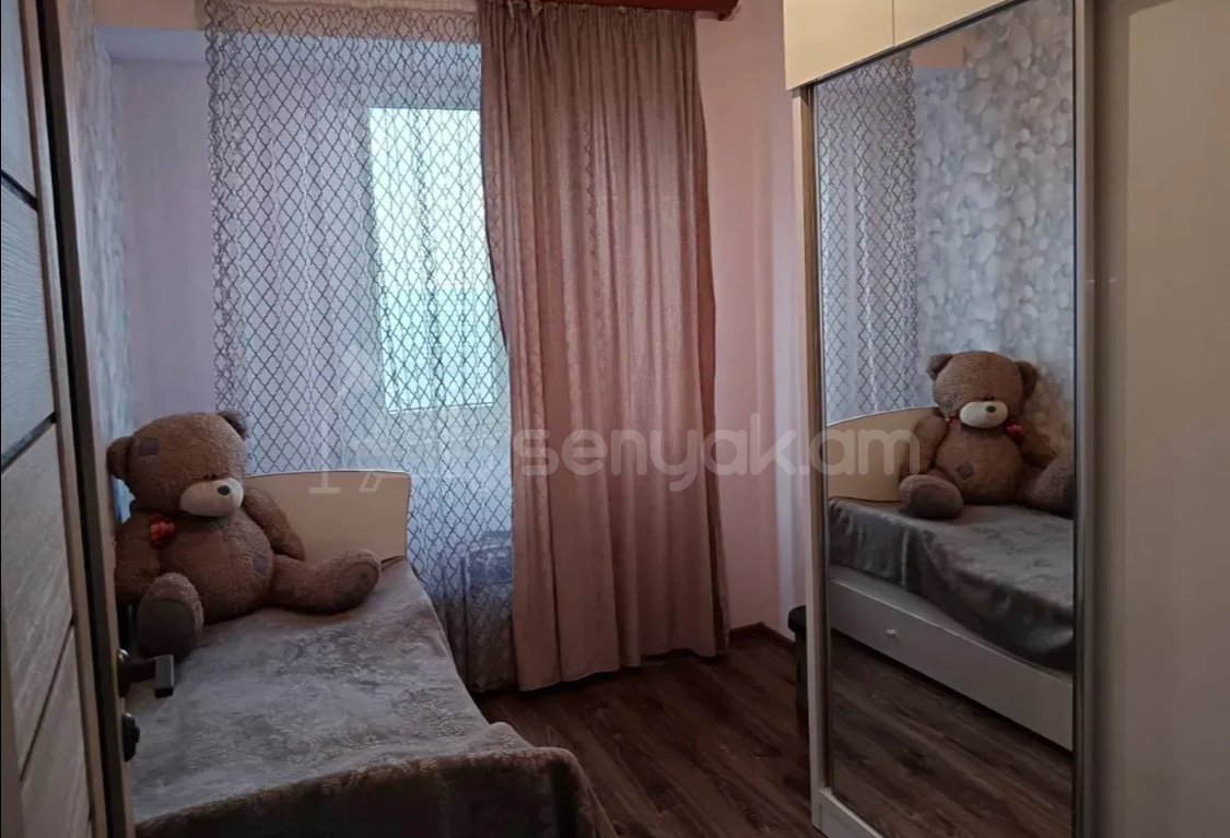 3 Սենյականոց Բնակարան, 73քմ, 7/9 հարկ, Նորմալ Վիճակում