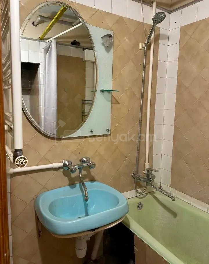 3 Սենյականոց Բնակարան, 76քմ, 7/12 հարկ, Պետական Վիճակում