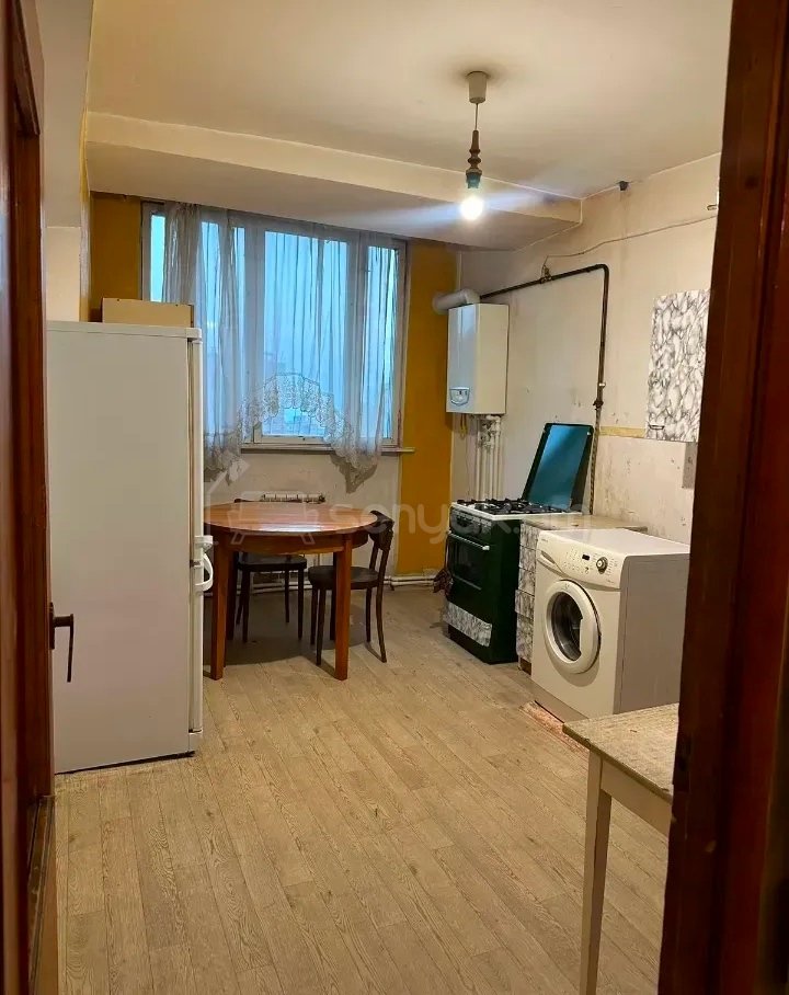 3 Սենյականոց Բնակարան, 76քմ, 7/12 հարկ, Պետական Վիճակում