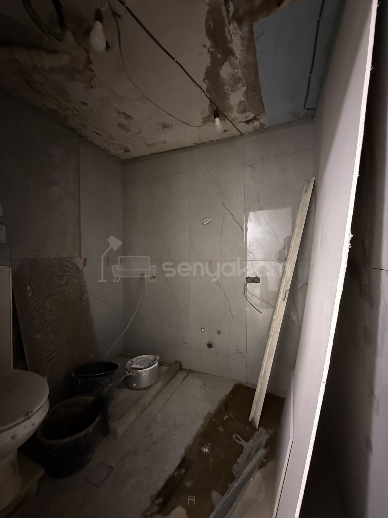3 Սենյականոց Բնակարան Քարե Շենքում, 78քմ, 3/5 հարկ, Կապիտալ Վերանորոգված