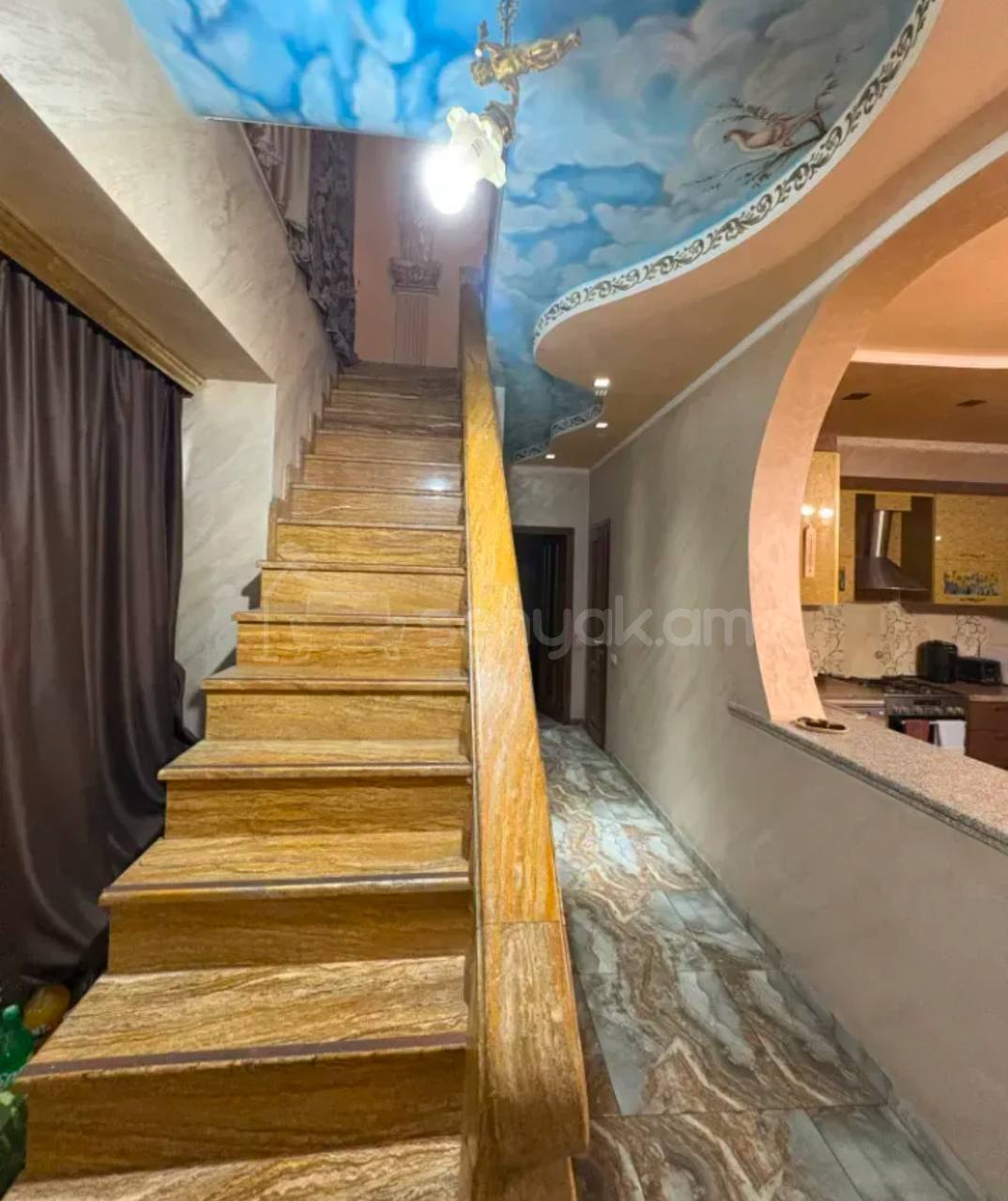 6 Սենյականոց Սեփական Տուն, 220քմ, Կապիտալ Վերանորոգված