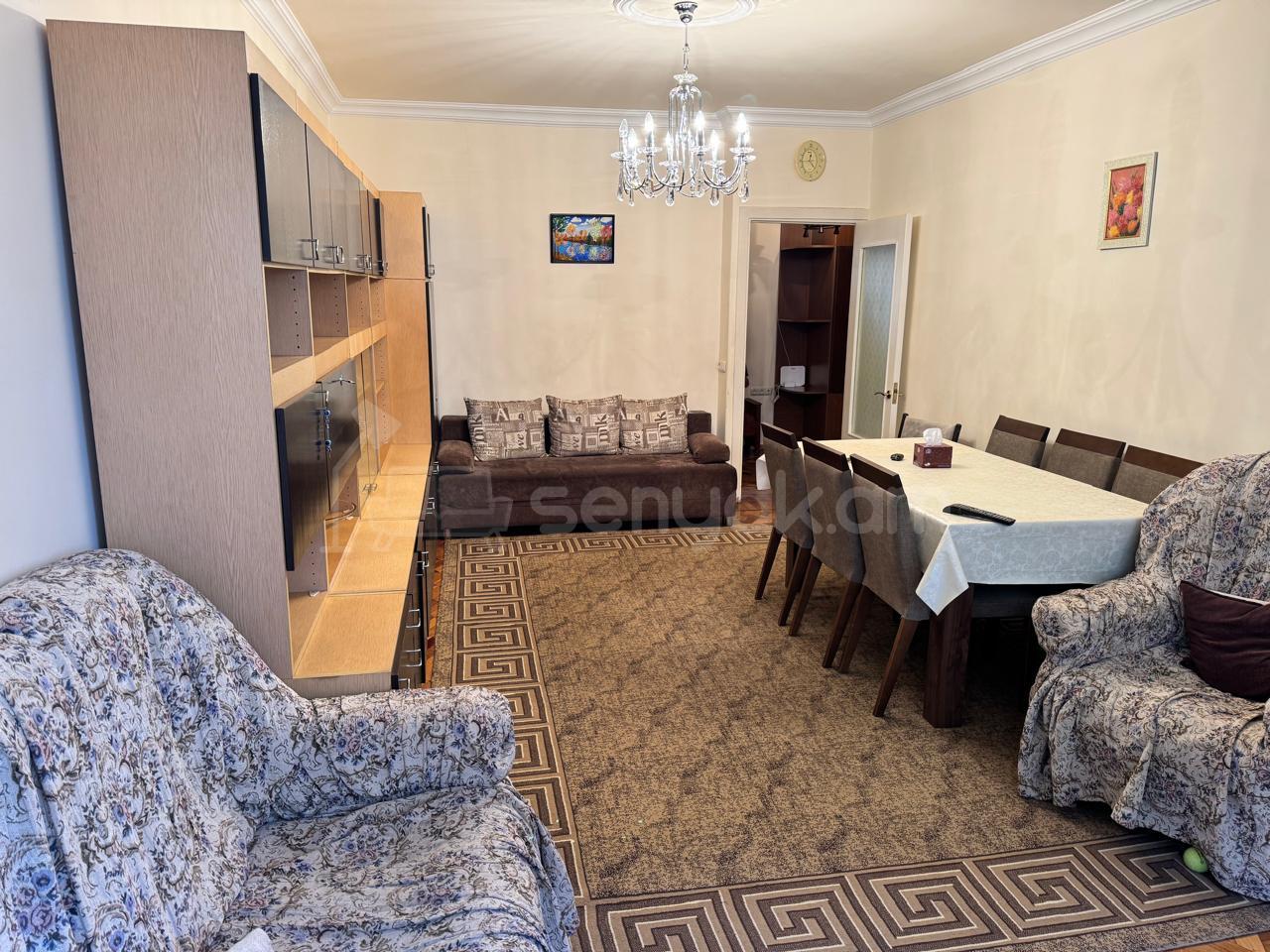 3 Սենյականոց Բնակարան Քարե Շենքում, 75քմ, 4/5 հարկ, Կոսմետիկ Վերանորոգված