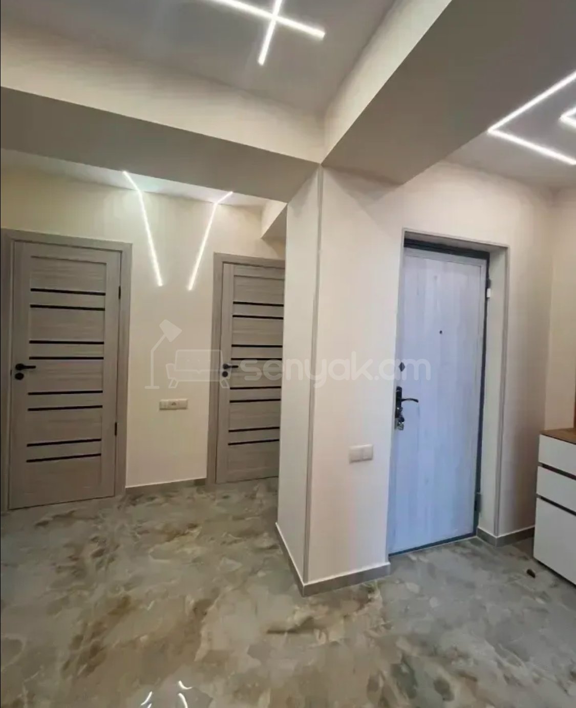 3 Սենյականոց Բնակարան, 70քմ, 1/14 հարկ, Դիզայներական Վերանորոգված, Կահավորված