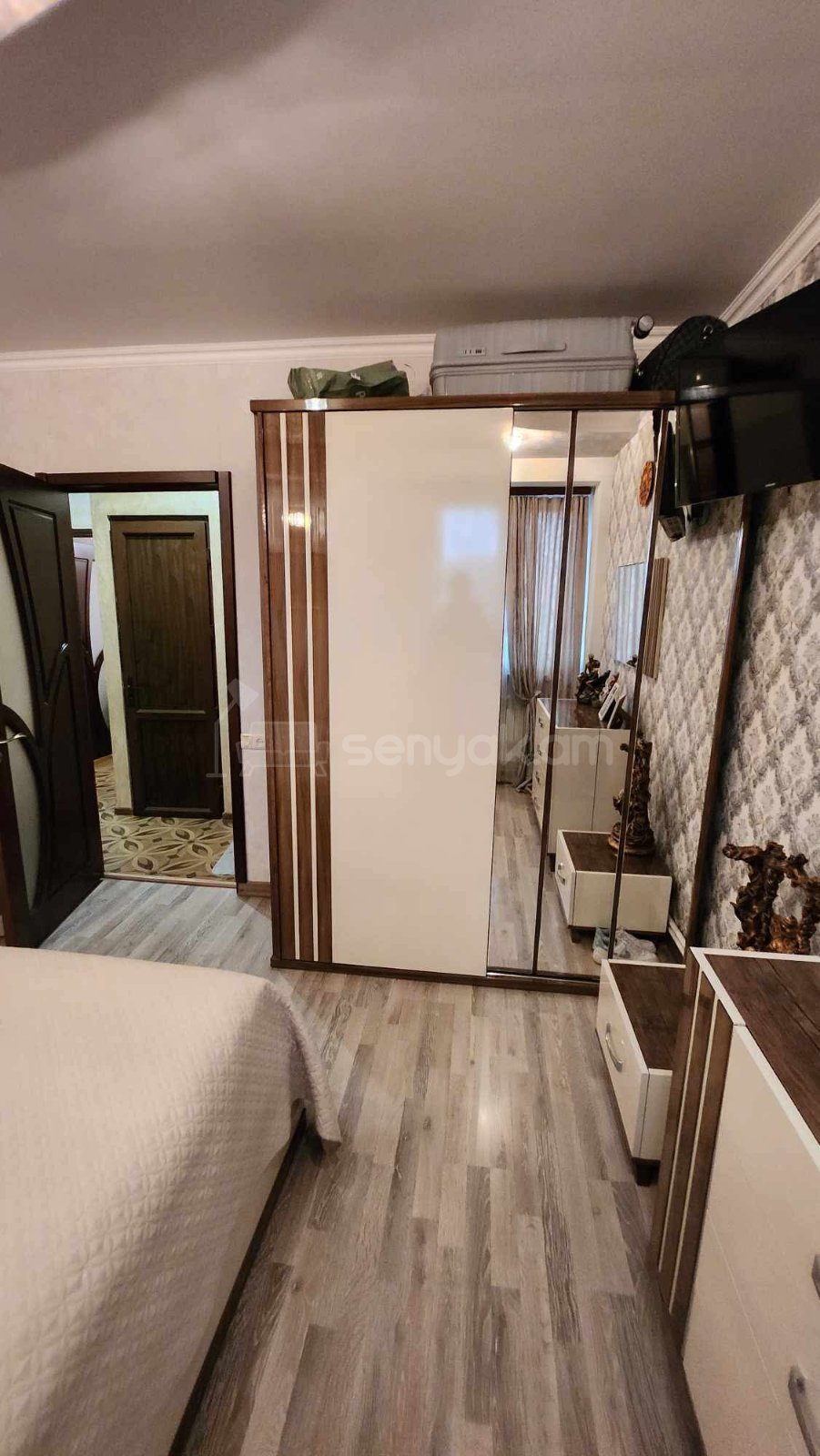 3 Սենյականոց Բնակարան, 77քմ, 6/9 հարկ, Կապիտալ Վերանորոգված, Կահավորված, Արևկող