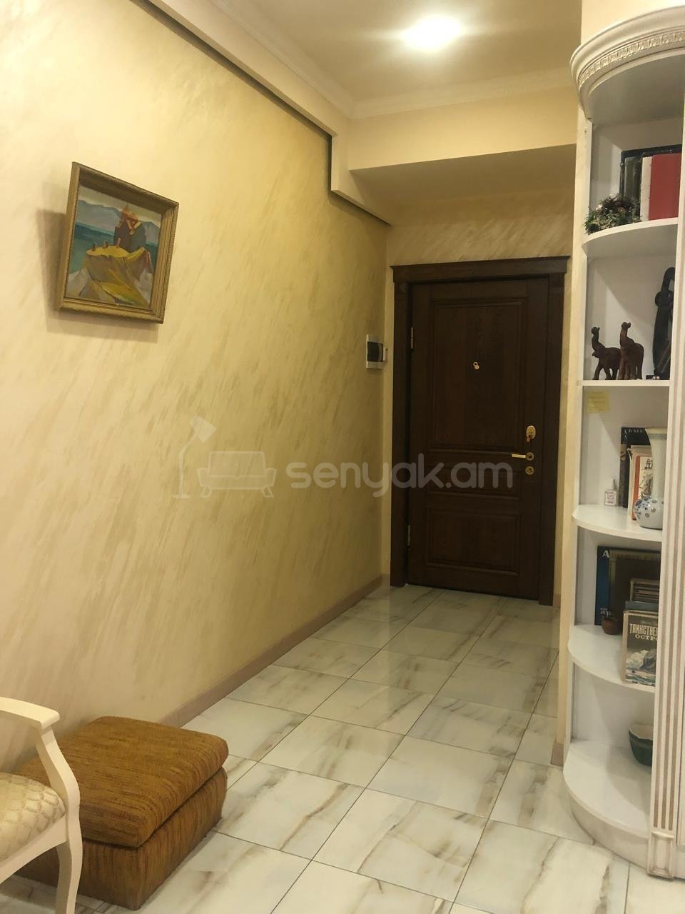 3 Սենյականոց Բնակարան Նորակառույցում, 11քմ, 6/15 հարկ, Կապիտալ Վերանորոգված