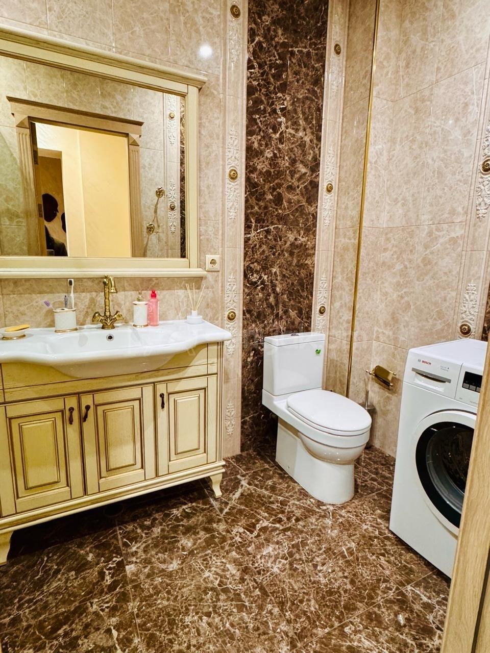 3 Սենյականոց Բնակարան Նորակառույցում, 11քմ, 6/15 հարկ, Կապիտալ Վերանորոգված