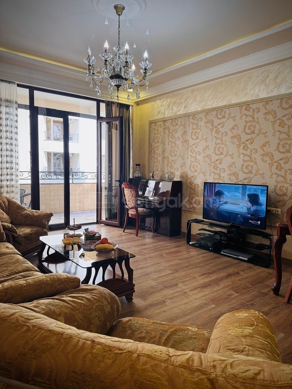 3 Սենյականոց Բնակարան Նորակառույցում, 11քմ, 6/15 հարկ, Կապիտալ Վերանորոգված