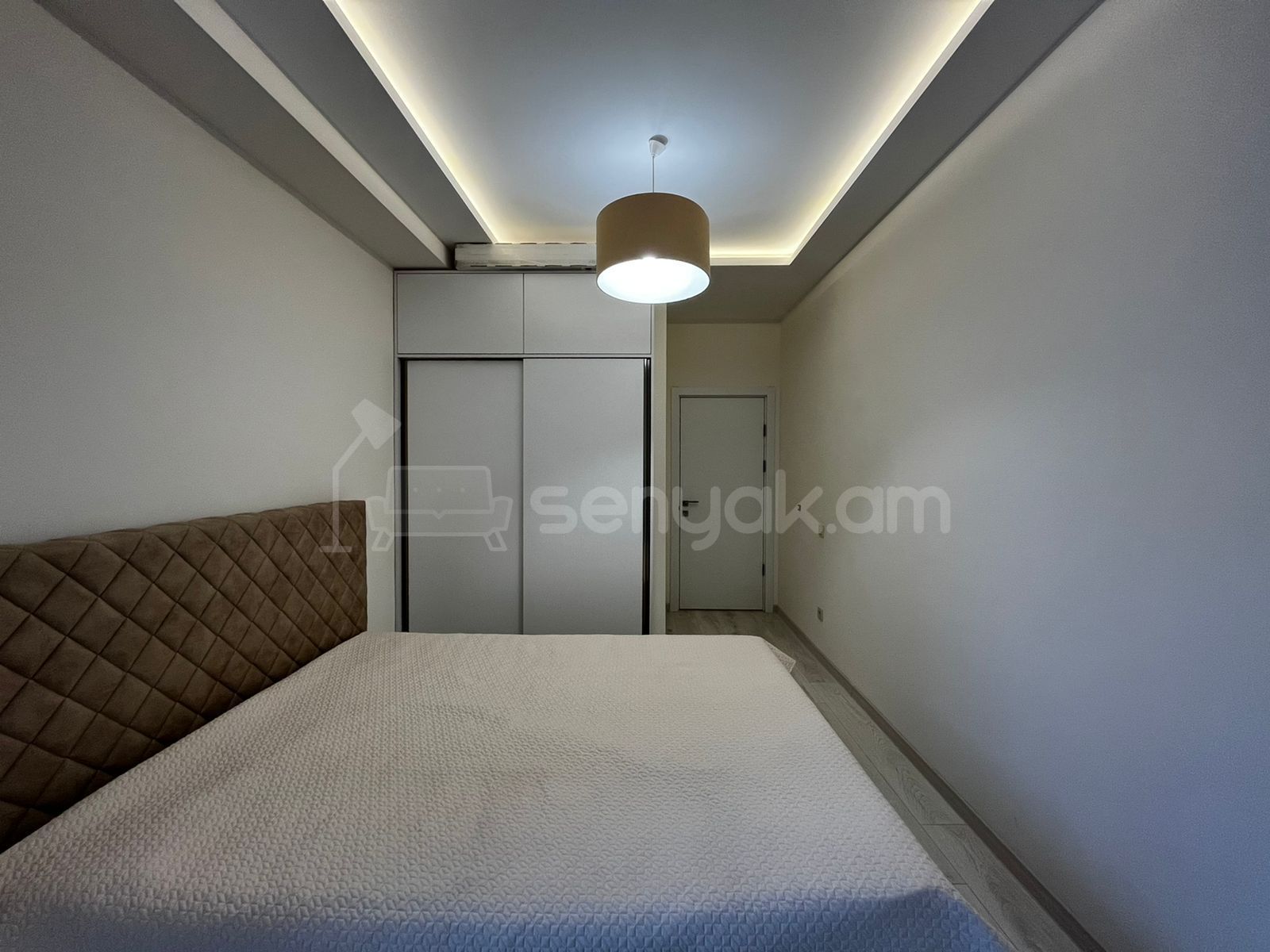 3 Սենյականոց Բնակարան, 80քմ, 2/5 հարկ, Դիզայներական Վերանորոգված, Կահավորված, Արևկող