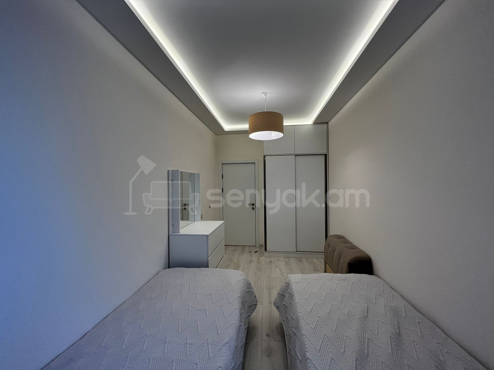 3 Սենյականոց Բնակարան, 80քմ, 2/5 հարկ, Դիզայներական Վերանորոգված, Կահավորված, Արևկող