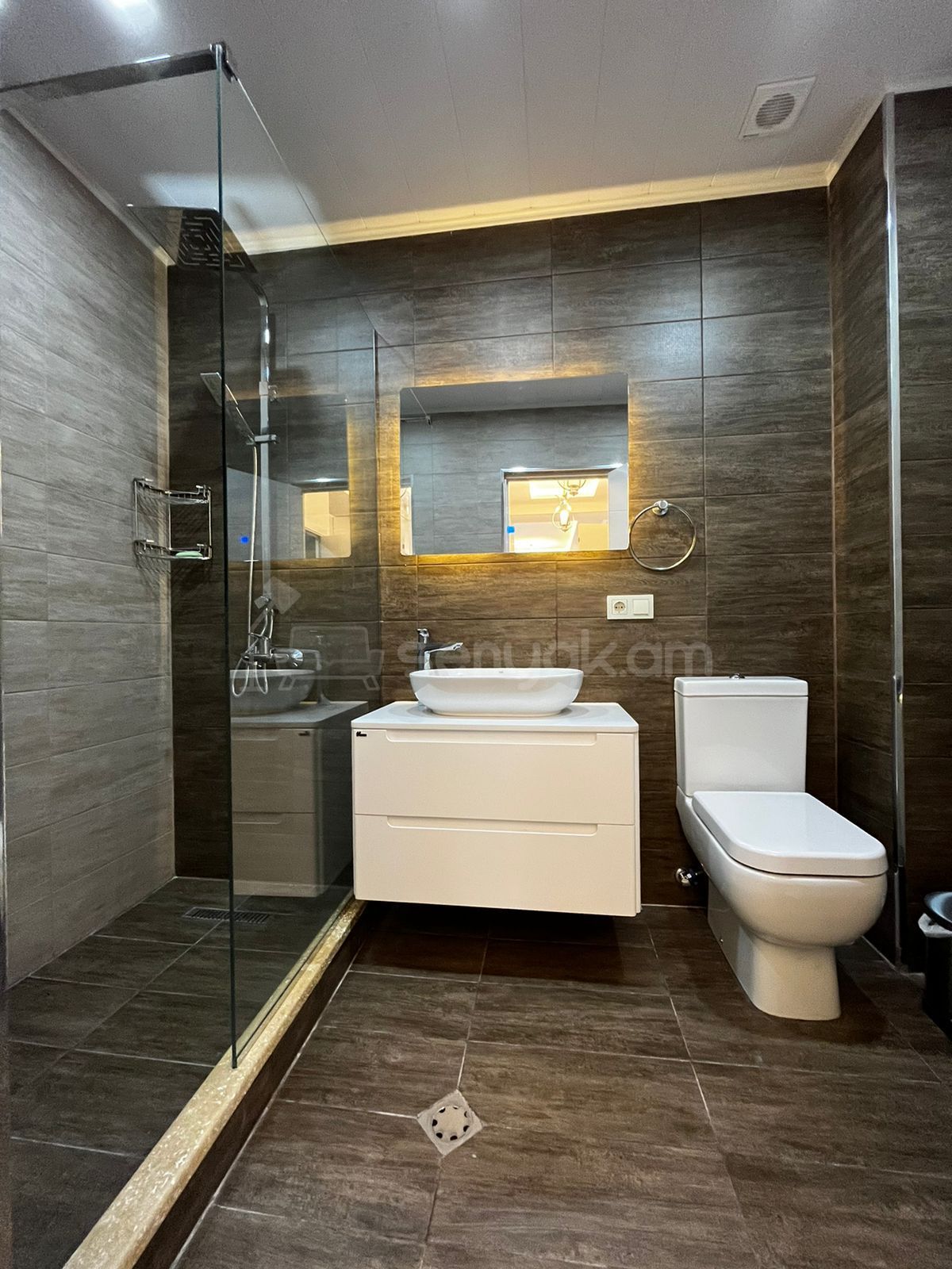 3 Սենյականոց Բնակարան, 80քմ, 2/5 հարկ, Դիզայներական Վերանորոգված, Կահավորված, Արևկող