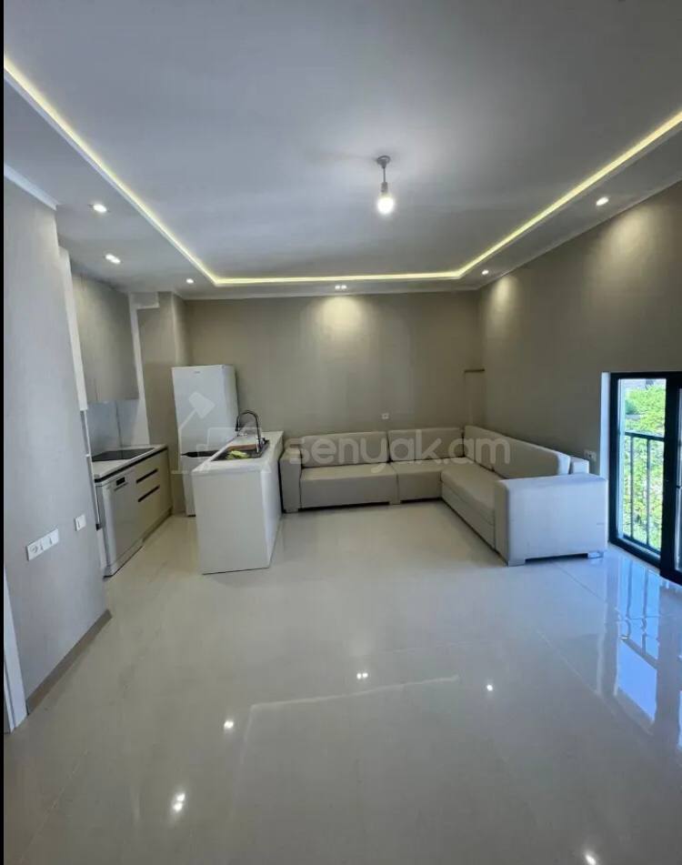 3 Սենյականոց Բնակարան Քարե Շենքում, 60քմ, 4/4 հարկ, Կապիտալ Վերանորոգված