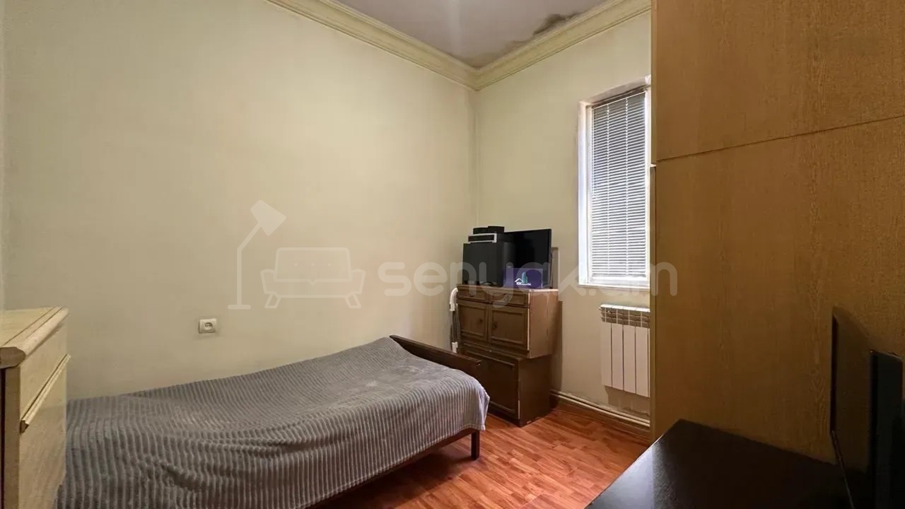 3 Սենյականոց Սեփական Տուն, 84քմ, Կոսմետիկ Վերանորոգված