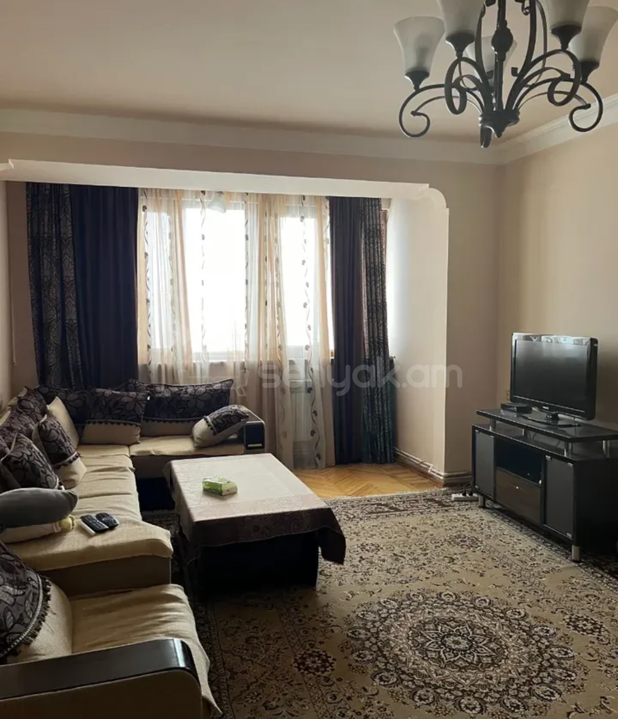 3 Սենյականոց Բնակարան, 63քմ, 7/9 հարկ, Կոսմետիկ Վերանորոգված, Կահավորված