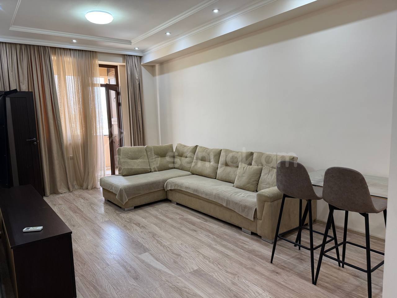 3 Սենյականոց Բնակարան Նորակառույցում, 70քմ, 15/18 հարկ, Դիզայներական Վերանորոգված, Կահավորված
