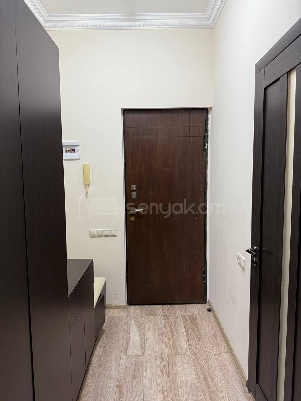 3 Սենյականոց Բնակարան Նորակառույցում, 70քմ, 15/18 հարկ, Դիզայներական Վերանորոգված, Կահավորված