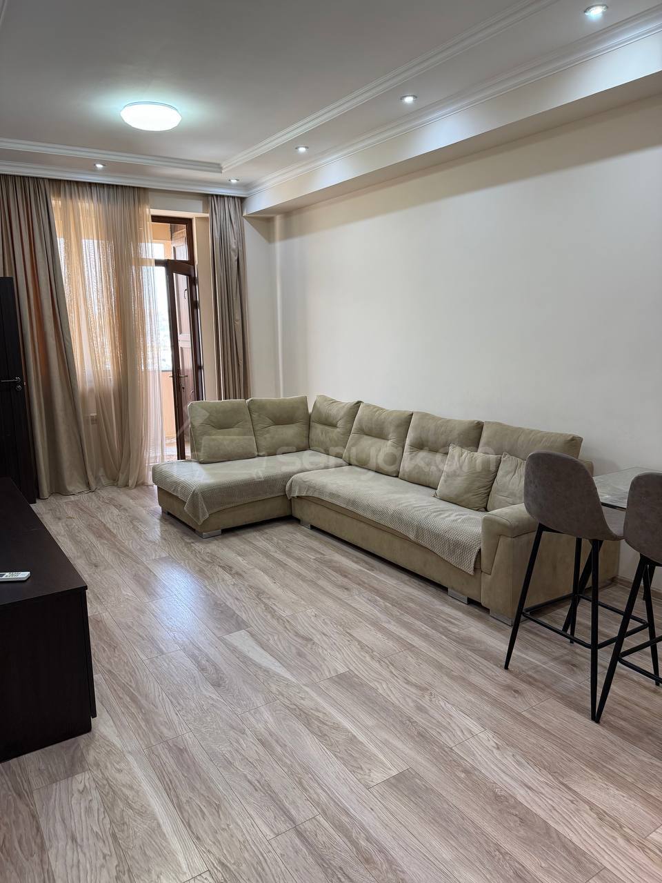 3 Սենյականոց Բնակարան Նորակառույցում, 70քմ, 15/18 հարկ, Դիզայներական Վերանորոգված, Կահավորված