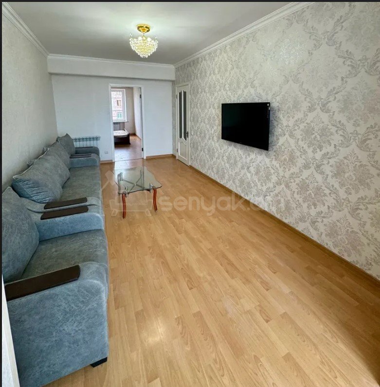 3 Սենյականոց Բնակարան Քարե Շենքում, 75քմ, 4/5 հարկ, Դիզայներական Վերանորոգված, Կահավորված