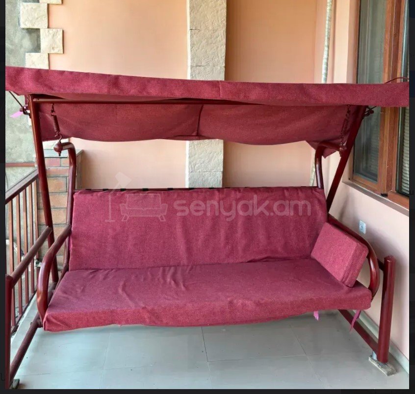 3 Սենյականոց Բնակարան Քարե Շենքում, 120քմ, 1/4 հարկ, Դիզայներական Վերանորոգված, Կահավորված