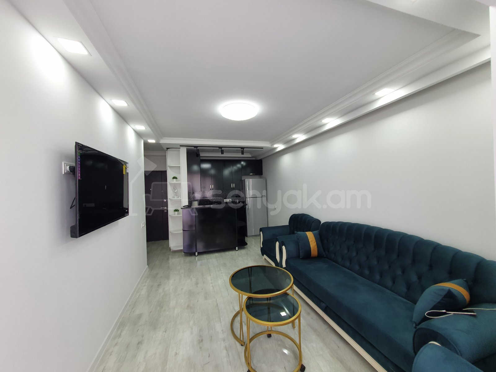 2 Սենյականոց Բնակարան, 50քմ, 3/9 հարկ, Կապիտալ Վերանորոգված, Կահավորված