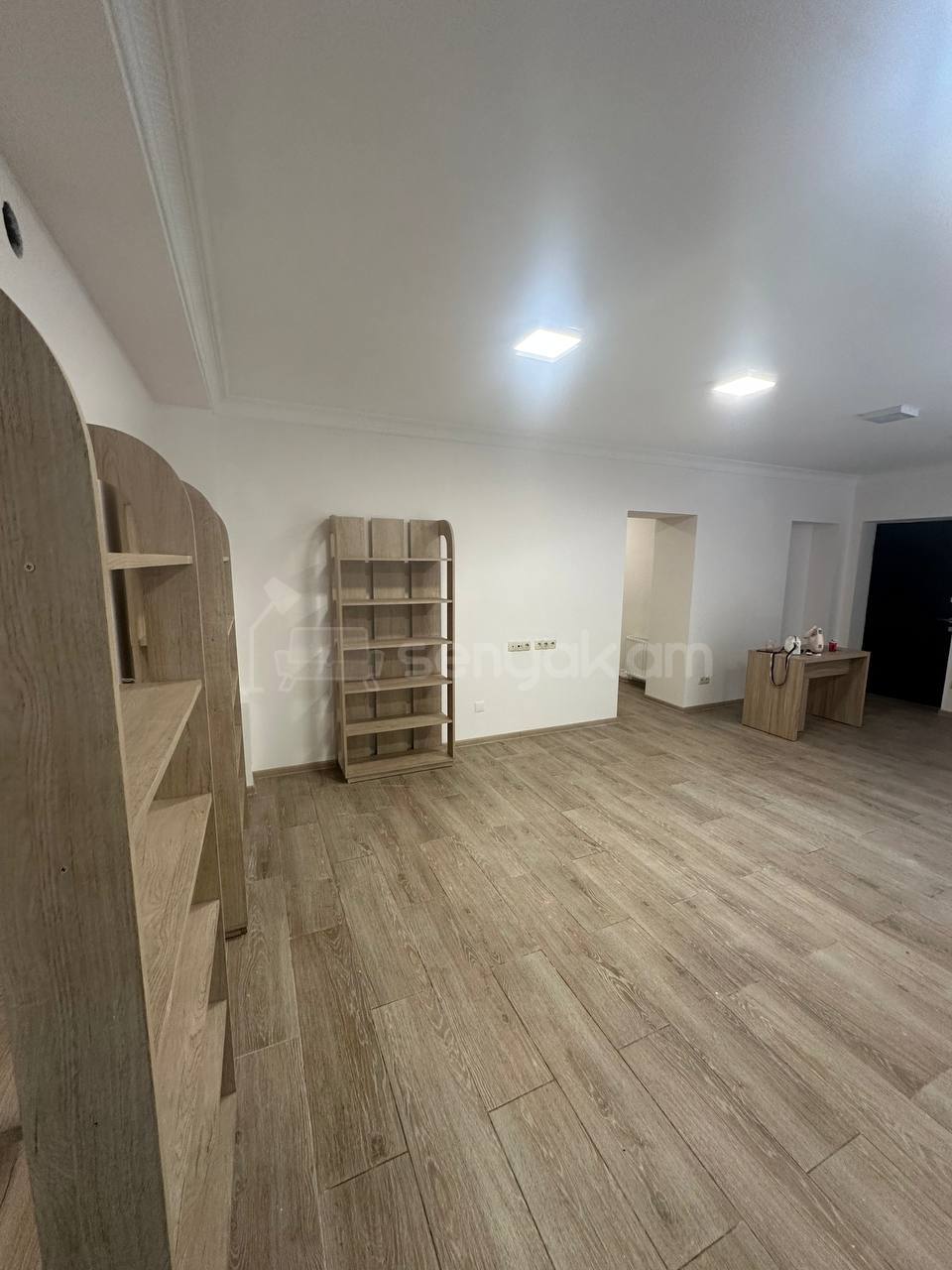 Օֆիսային Տարածք, 95քմ, Կապիտալ Վերանորոգված