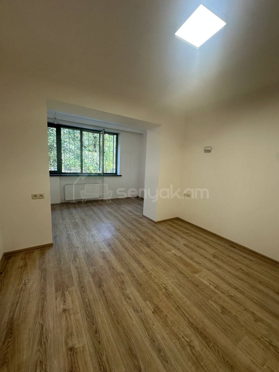 Օֆիսային Տարածք, 95քմ, Կապիտալ Վերանորոգված