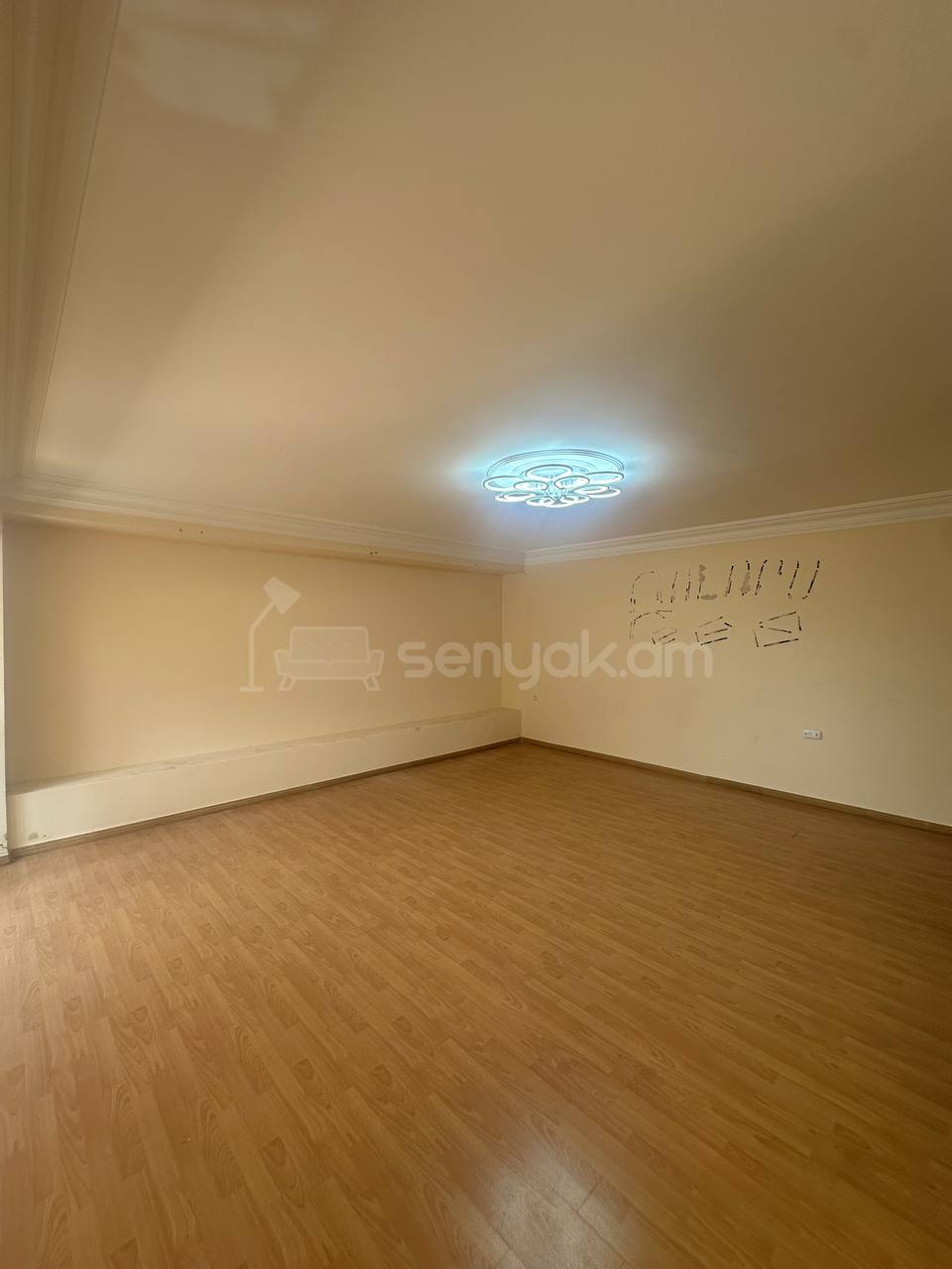 Օֆիսային Տարածք, 160քմ, Կապիտալ Վերանորոգված