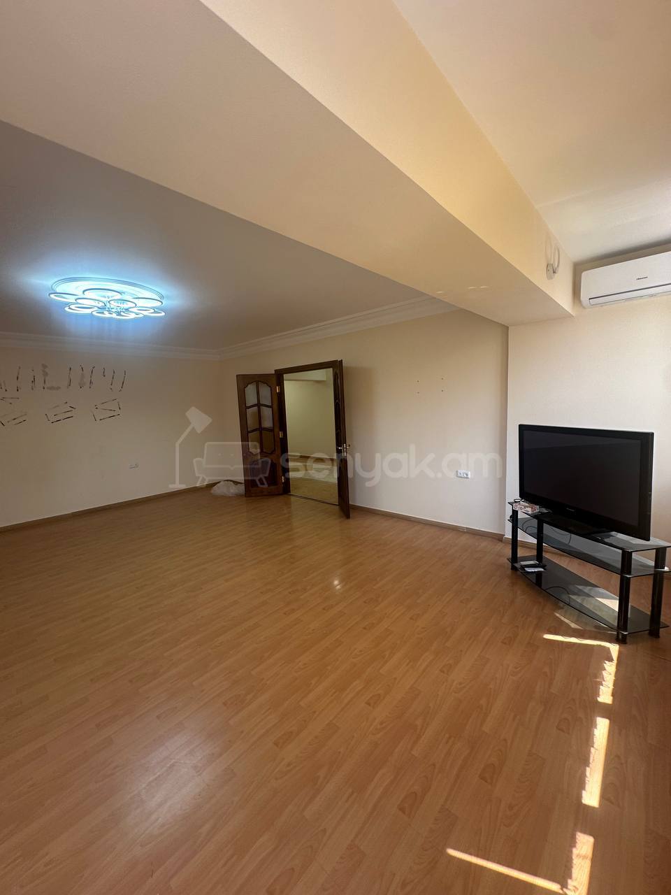 Օֆիսային Տարածք, 160քմ, Կապիտալ Վերանորոգված