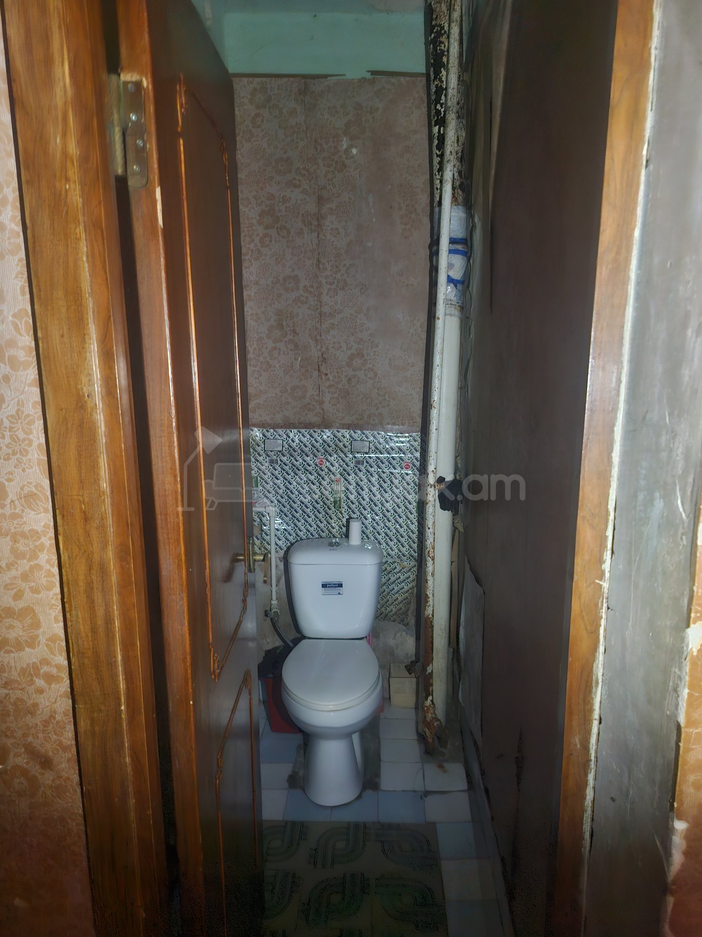 2 Սենյականոց Բնակարան Քարե Շենքում, 65քմ, 1/5 հարկ, Նորմալ Վիճակում