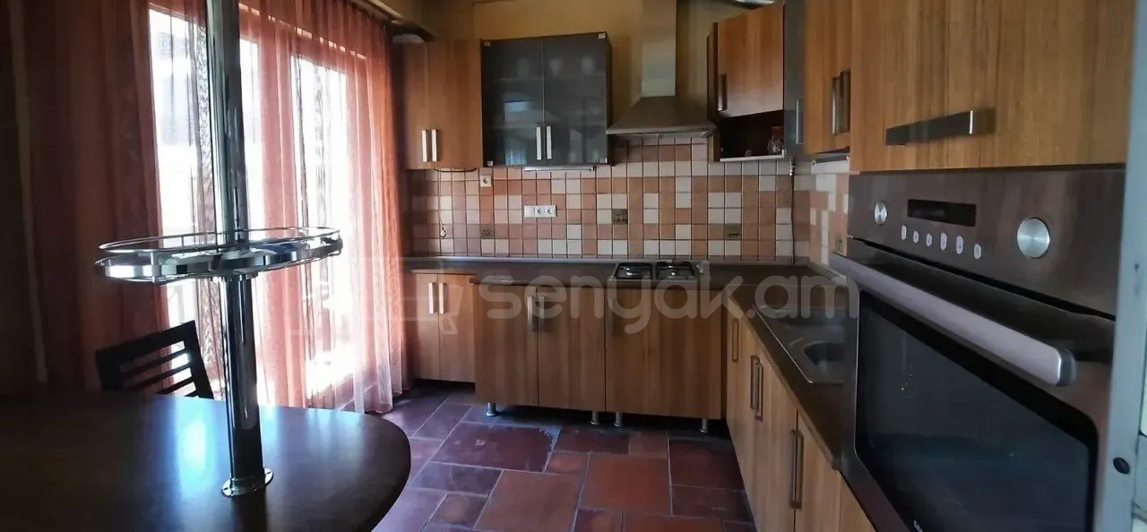 3 Սենյականոց Բնակարան Նորակառույցում, 90քմ, 3/4 հարկ, Կապիտալ Վերանորոգված
