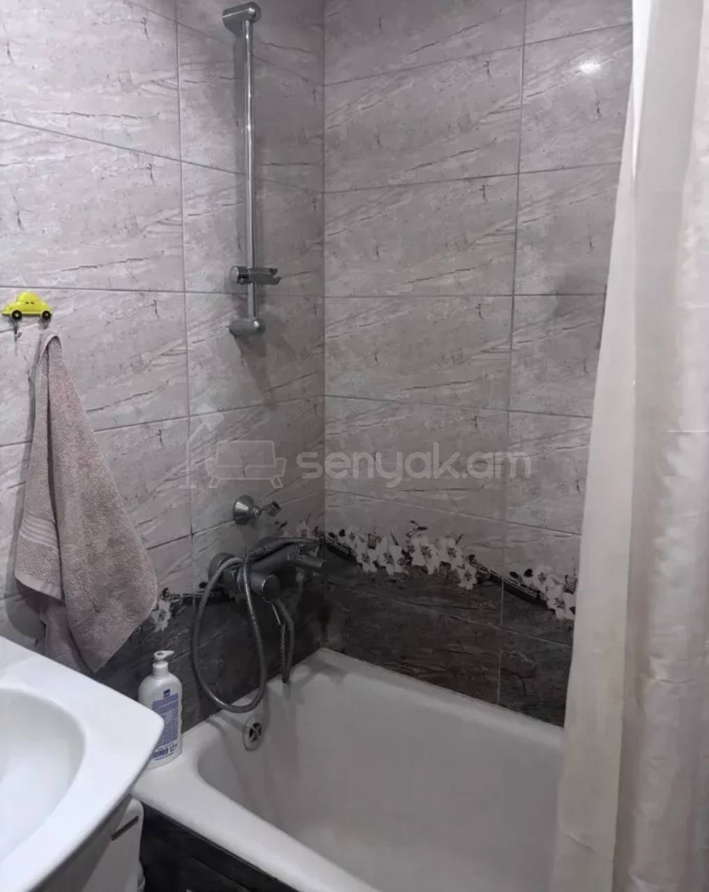3 Սենյականոց Բնակարան, 74քմ, 7/10 հարկ, Կապիտալ Վերանորոգված, Կահավորված