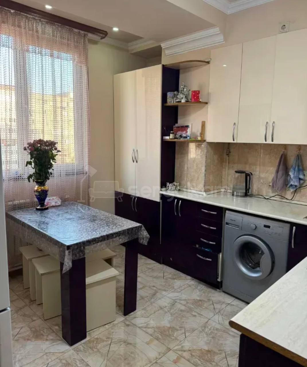 3 Սենյականոց Բնակարան, 74քմ, 7/10 հարկ, Կապիտալ Վերանորոգված, Կահավորված