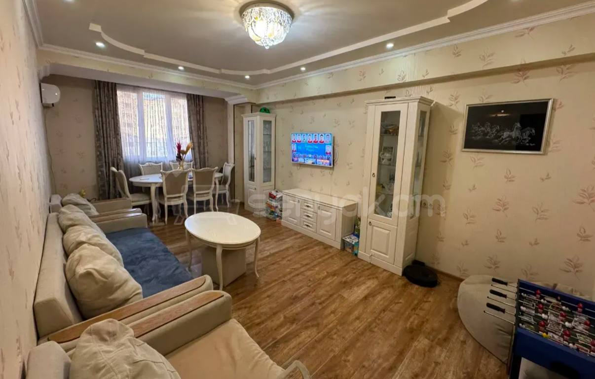 3 Սենյականոց Բնակարան, 74քմ, 7/10 հարկ, Կապիտալ Վերանորոգված, Կահավորված