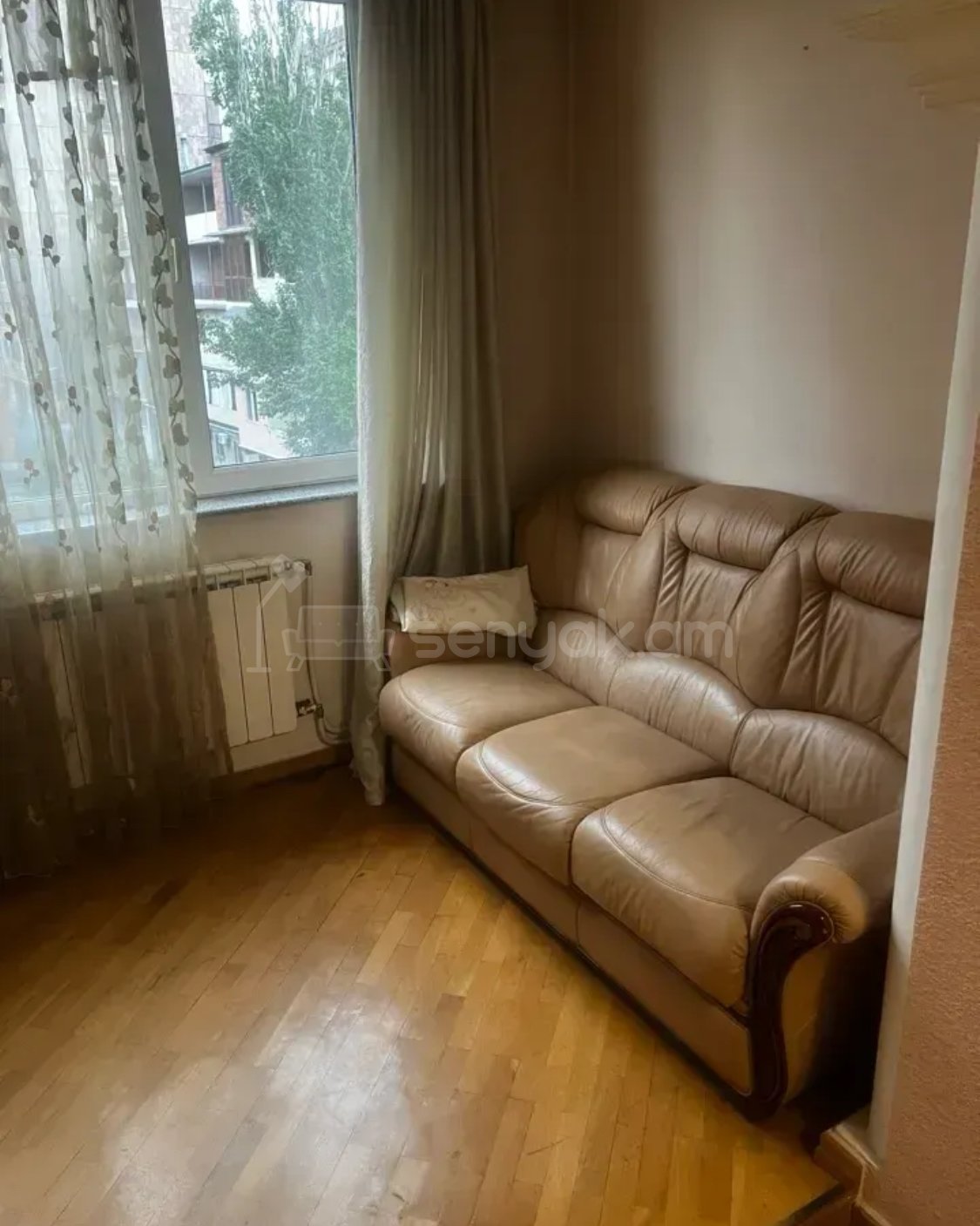 2 Սենյականոց Բնակարան Քարե Շենքում, 68քմ, 5/5 հարկ, Կապիտալ Վերանորոգված