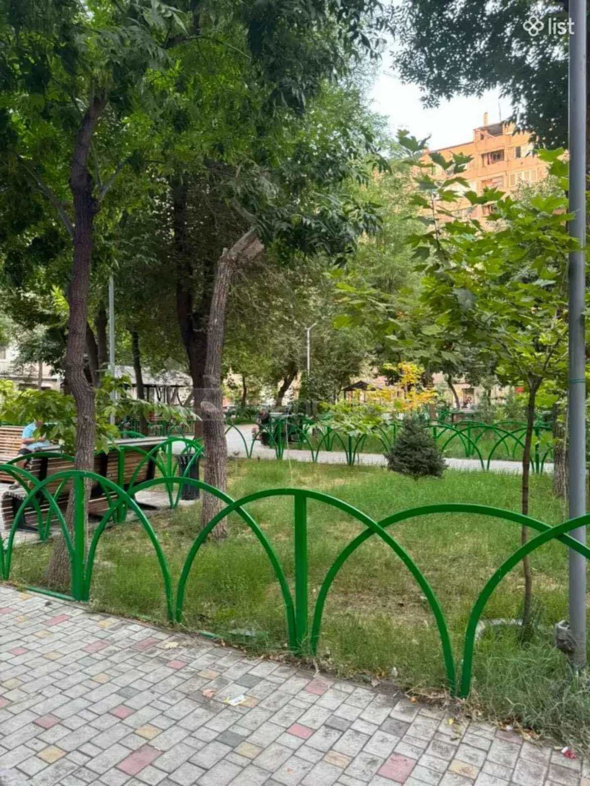 3 Սենյականոց Բնակարան, 75քմ, 7/10 հարկ, Կապիտալ Վերանորոգված, Կահավորված, Արևկող