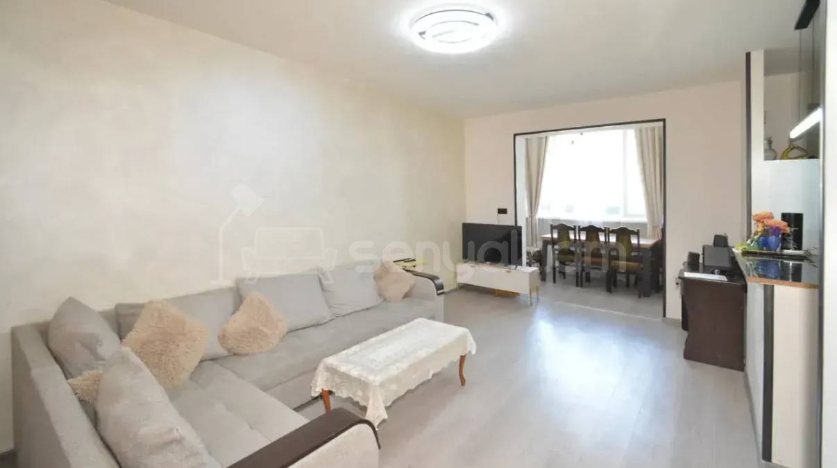 4 Սենյականոց Բնակարան, 78քմ, 2/9 հարկ, Կապիտալ Վերանորոգված