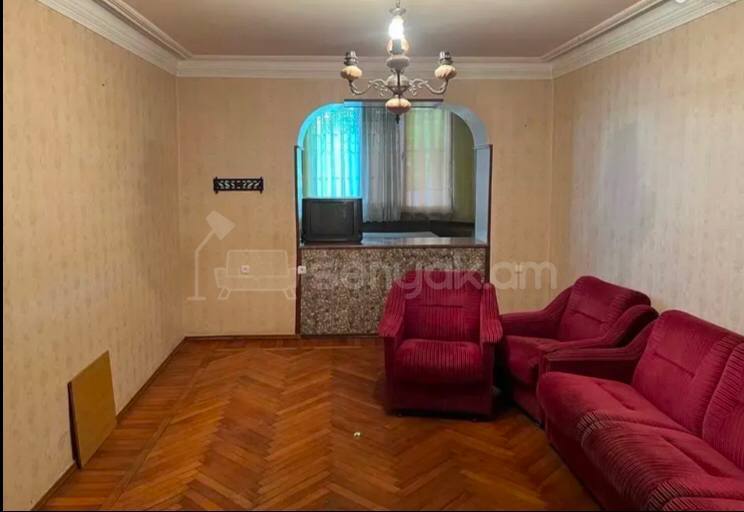 3 Սենյականոց Բնակարան Քարե Շենքում, 58քմ, 1/5 հարկ, Կապիտալ Վերանորոգված, Կահավորված