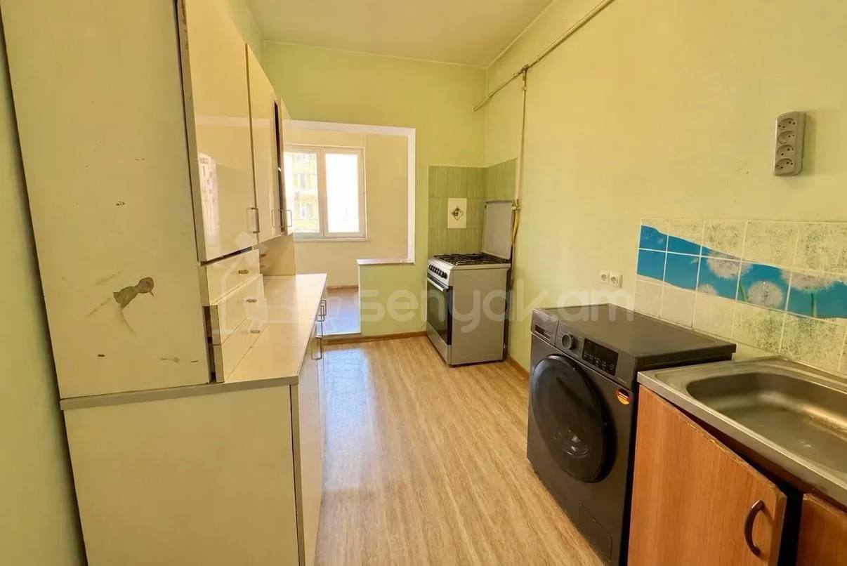 4 Սենյականոց Բնակարան, 92քմ, 7/9 հարկ, Պետական Վիճակում