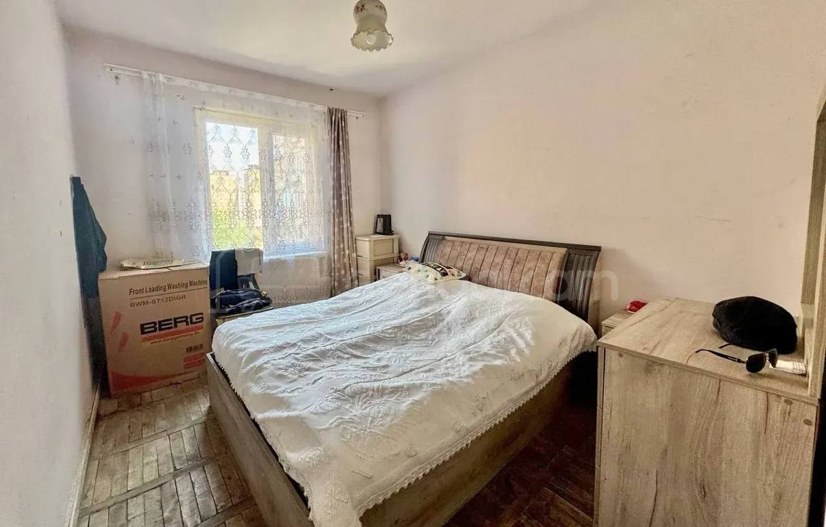 4 Սենյականոց Բնակարան, 92քմ, 7/9 հարկ, Պետական Վիճակում