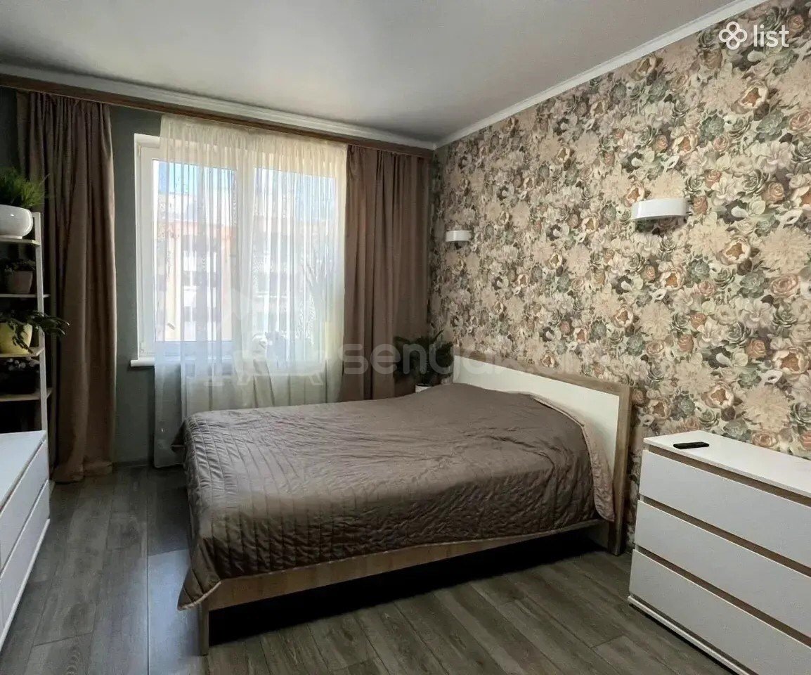 2 Սենյականոց Բնակարան Քարե Շենքում, 50քմ, 3/5 հարկ, Նորմալ Վիճակում, Կահավորված, Արևկող