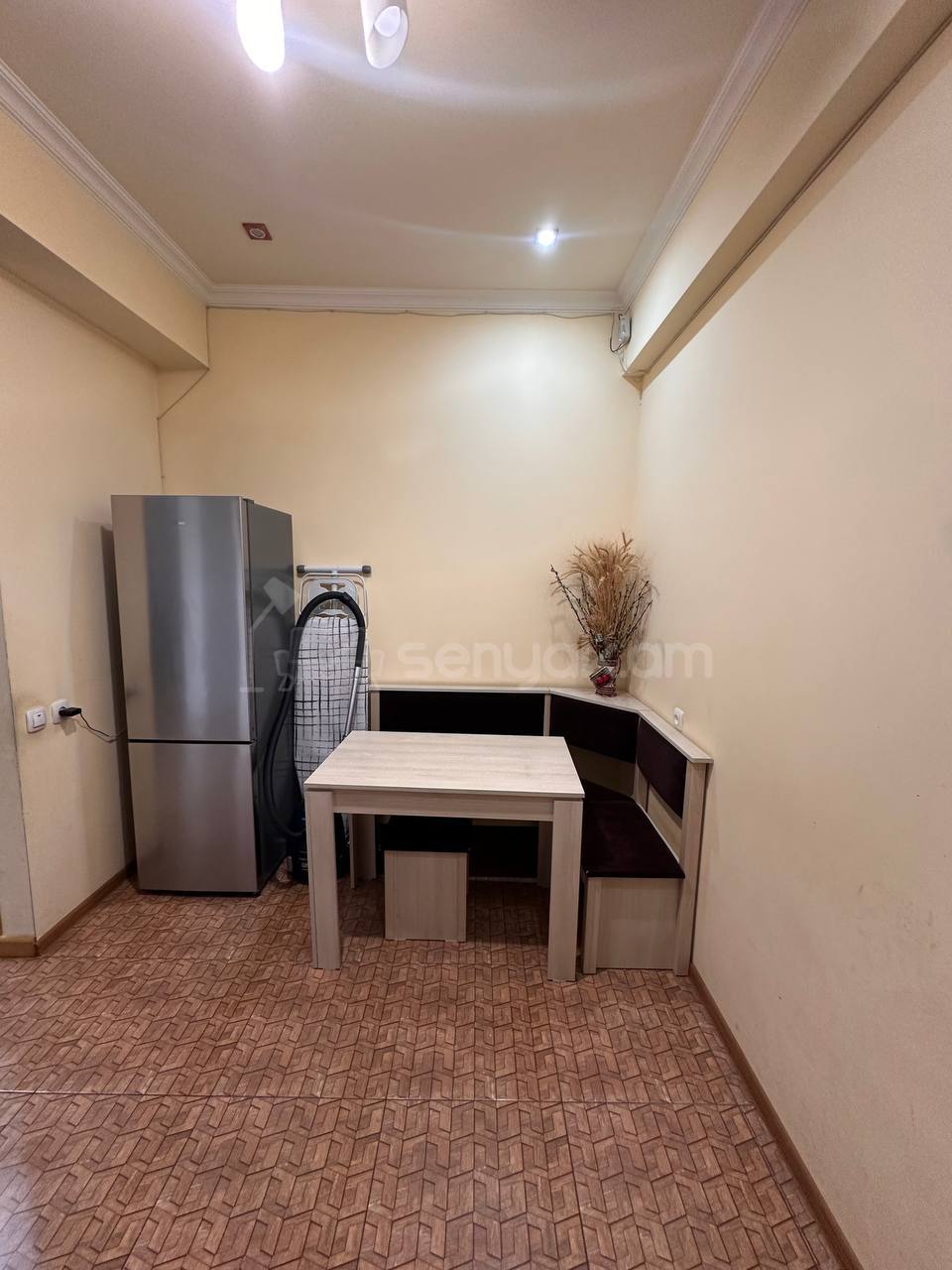 3 Սենյականոց Բնակարան Նորակառույցում, 65քմ, 9/13 հարկ, Կապիտալ Վերանորոգված, Կահավորված