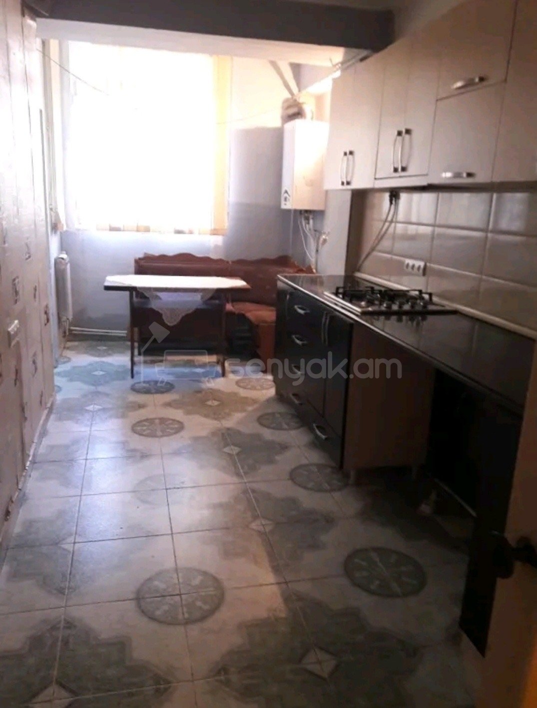 3 Սենյականոց Բնակարան, 76քմ, 1/9 հարկ, Կոսմետիկ Վերանորոգված, Կահավորված