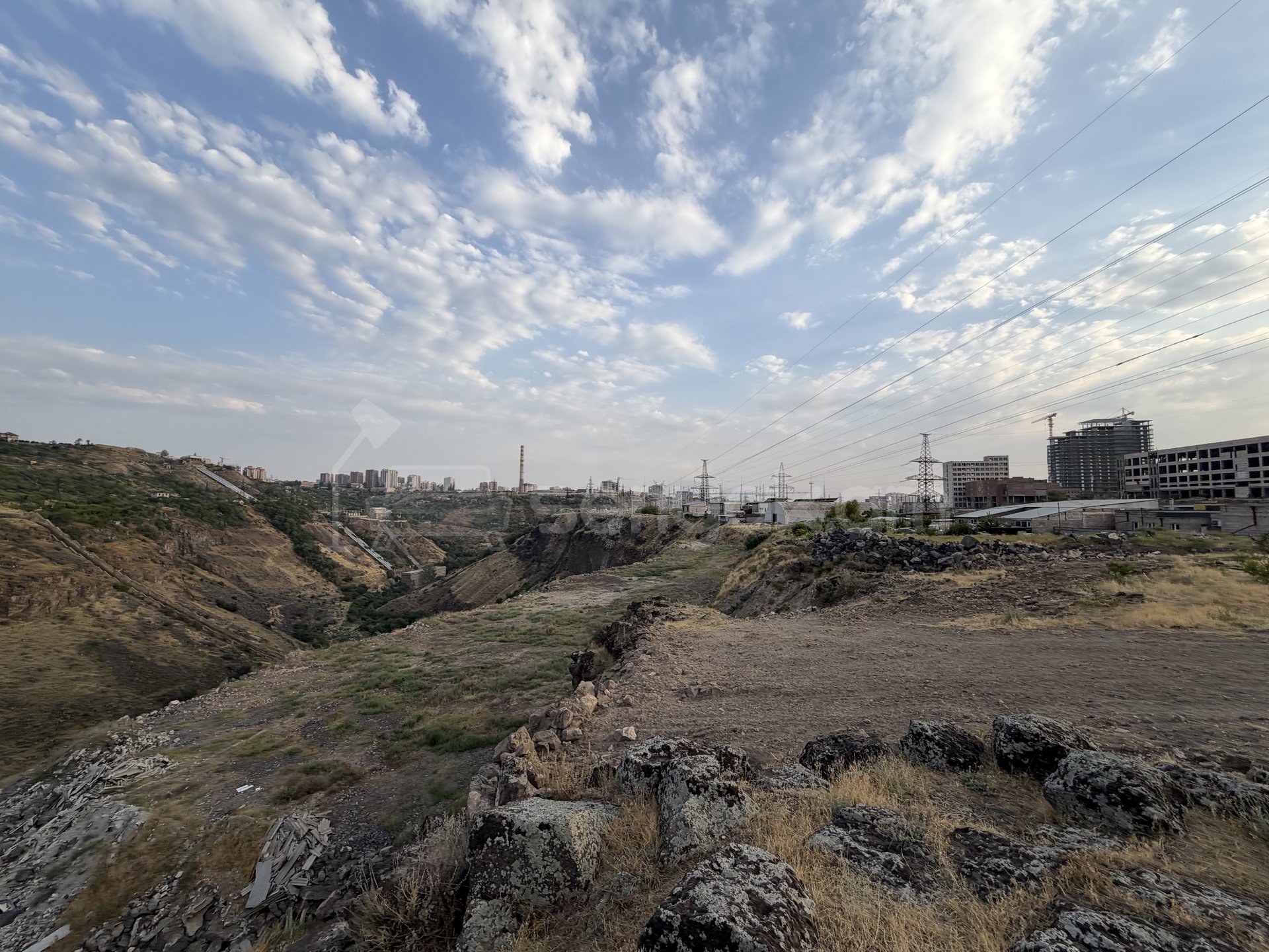 Հողատարածք, 2230քմ