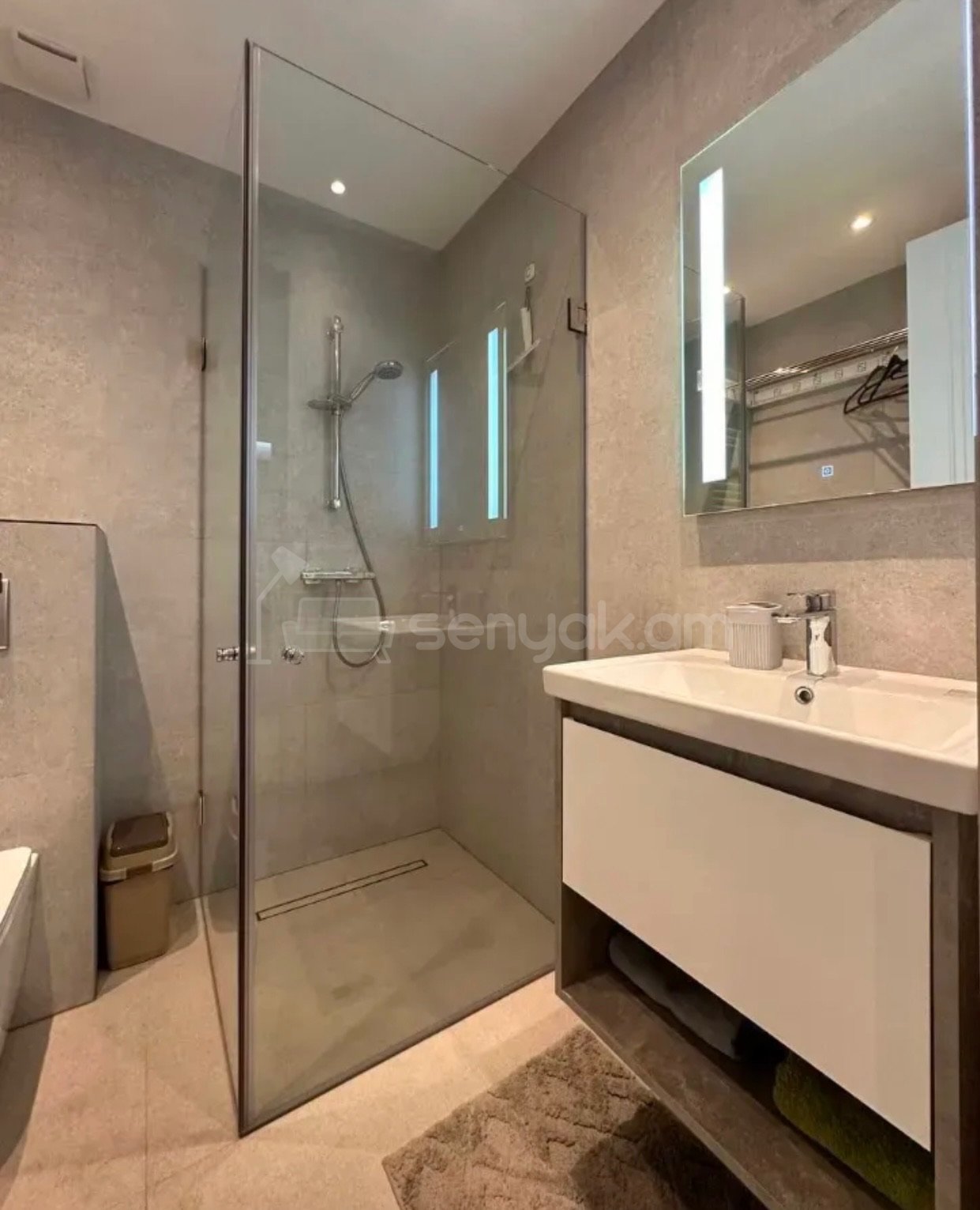 2 Սենյականոց Բնակարան Նորակառույցում, 82քմ, 7/11 հարկ, Կապիտալ Վերանորոգված