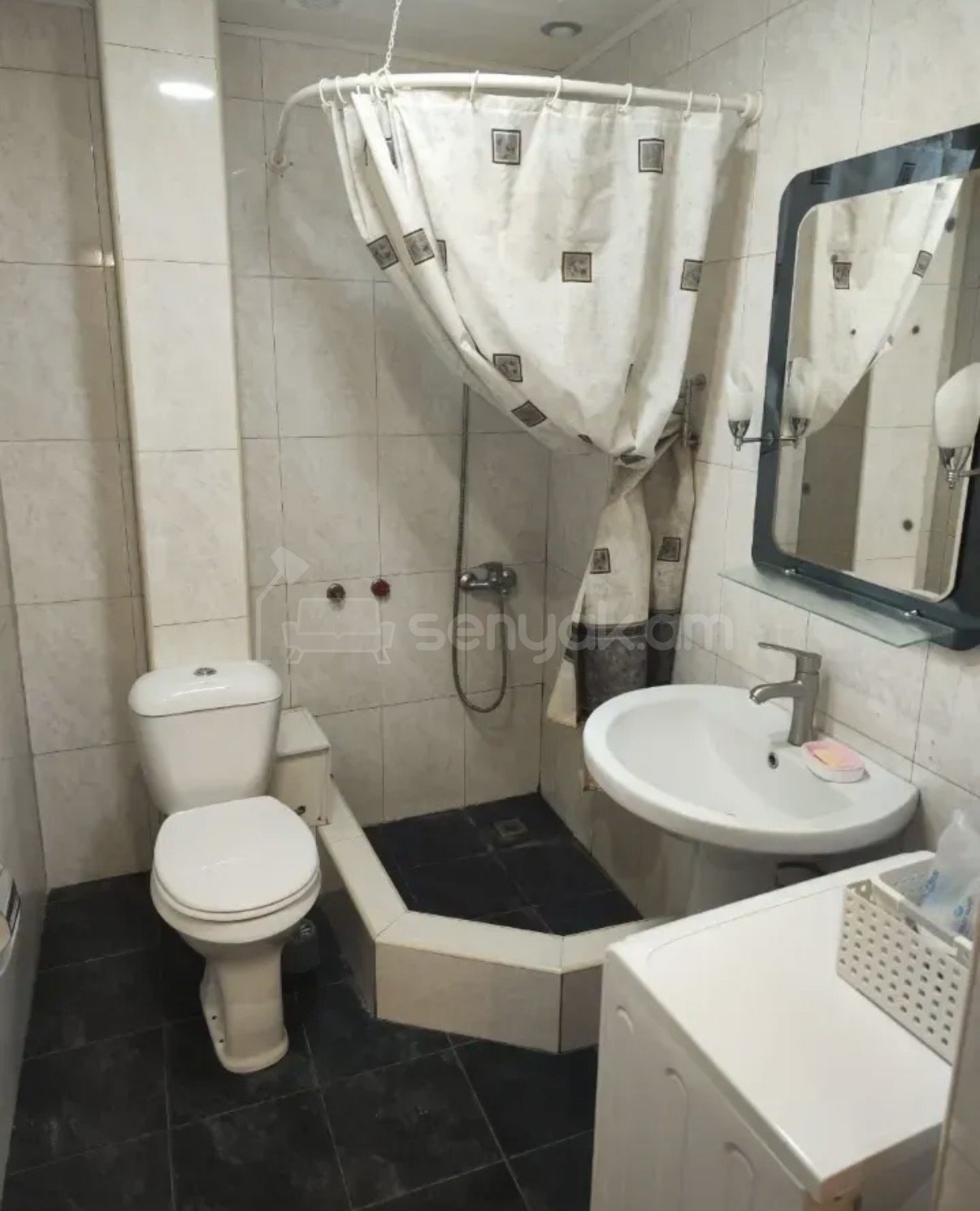 1 Սենյականոց Բնակարան Նորակառույցում, 40քմ, 3/5 հարկ, Կապիտալ Վերանորոգված, Կահավորված