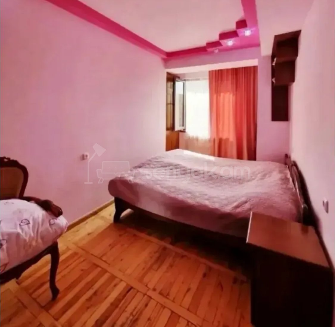 4 Սենյականոց Բնակարան, 81քմ, 5/14 հարկ, Նորմալ Վիճակում, Կահավորված