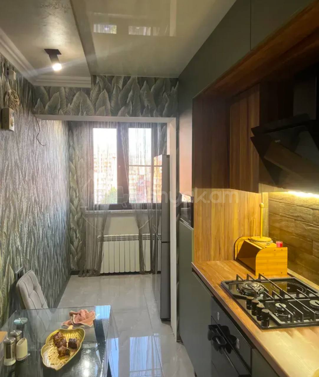 4 Սենյականոց Բնակարան, 93քմ, 7/9 հարկ, Կապիտալ Վերանորոգված
