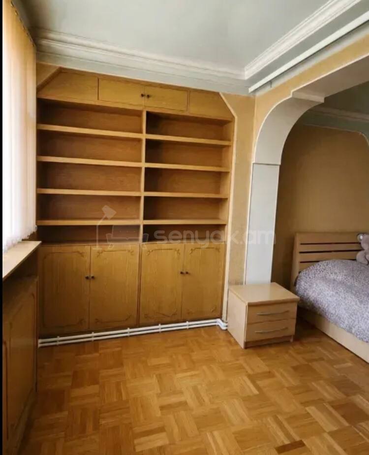3 Սենյականոց Բնակարան, 78քմ, 2/4 հարկ, Կոսմետիկ Վերանորոգված