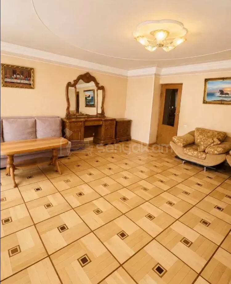 3 Սենյականոց Բնակարան, 78քմ, 2/4 հարկ, Կոսմետիկ Վերանորոգված