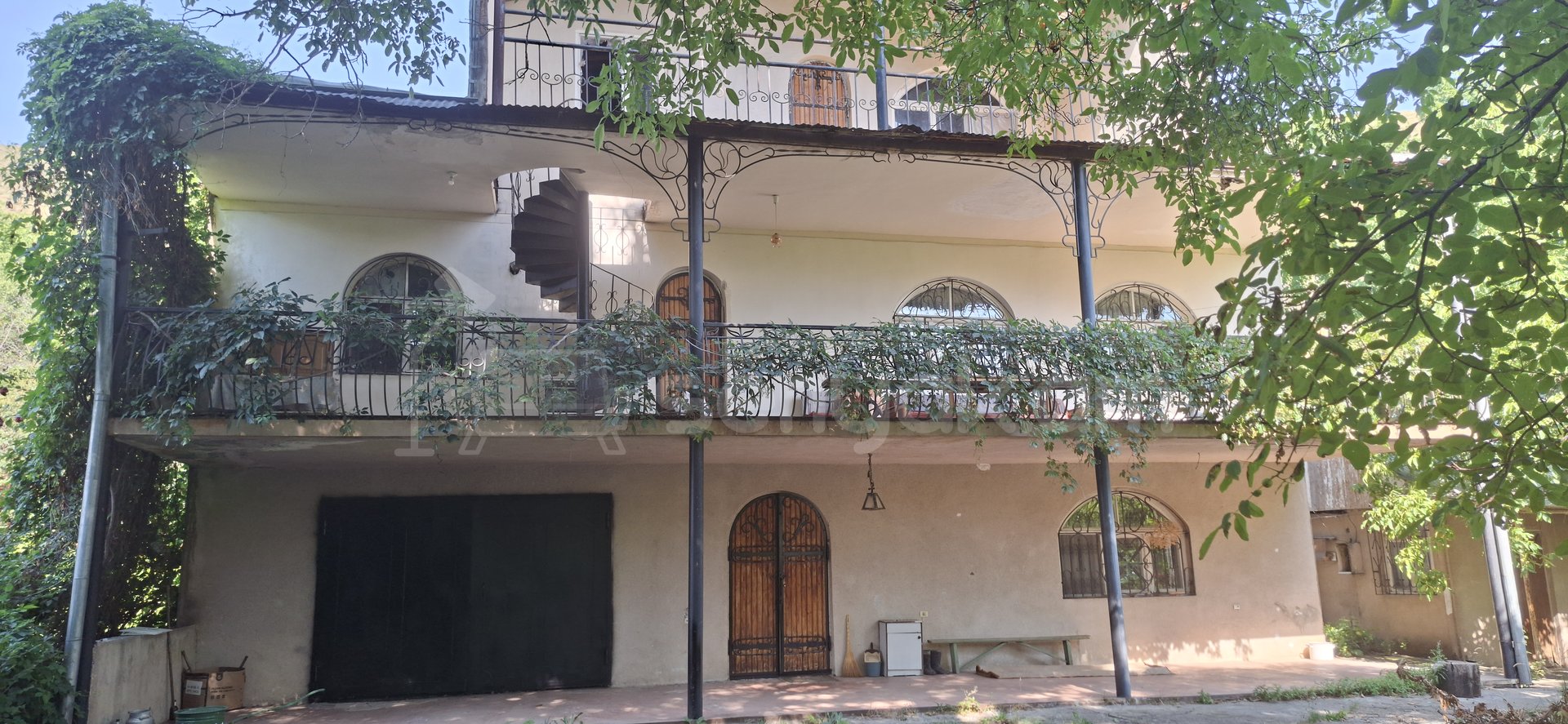 6 Սենյականոց Սեփական Տուն, 405քմ, Նորմալ Վիճակում, Ավտոտնակով